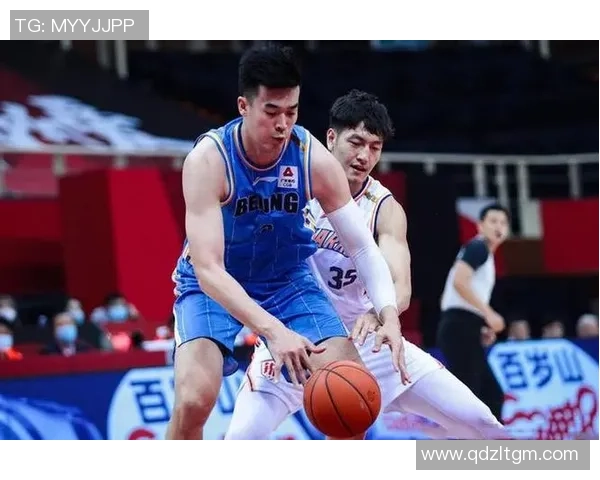 成都篮球队强势领跑城市联赛积分榜总分达到71分引发关注 成都篮球队强势领跑城市联赛积分榜总分达到71分引发关注