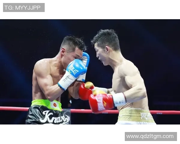 足球明星观看拳击精彩瞬间分享运动激情与热血对决的魅力